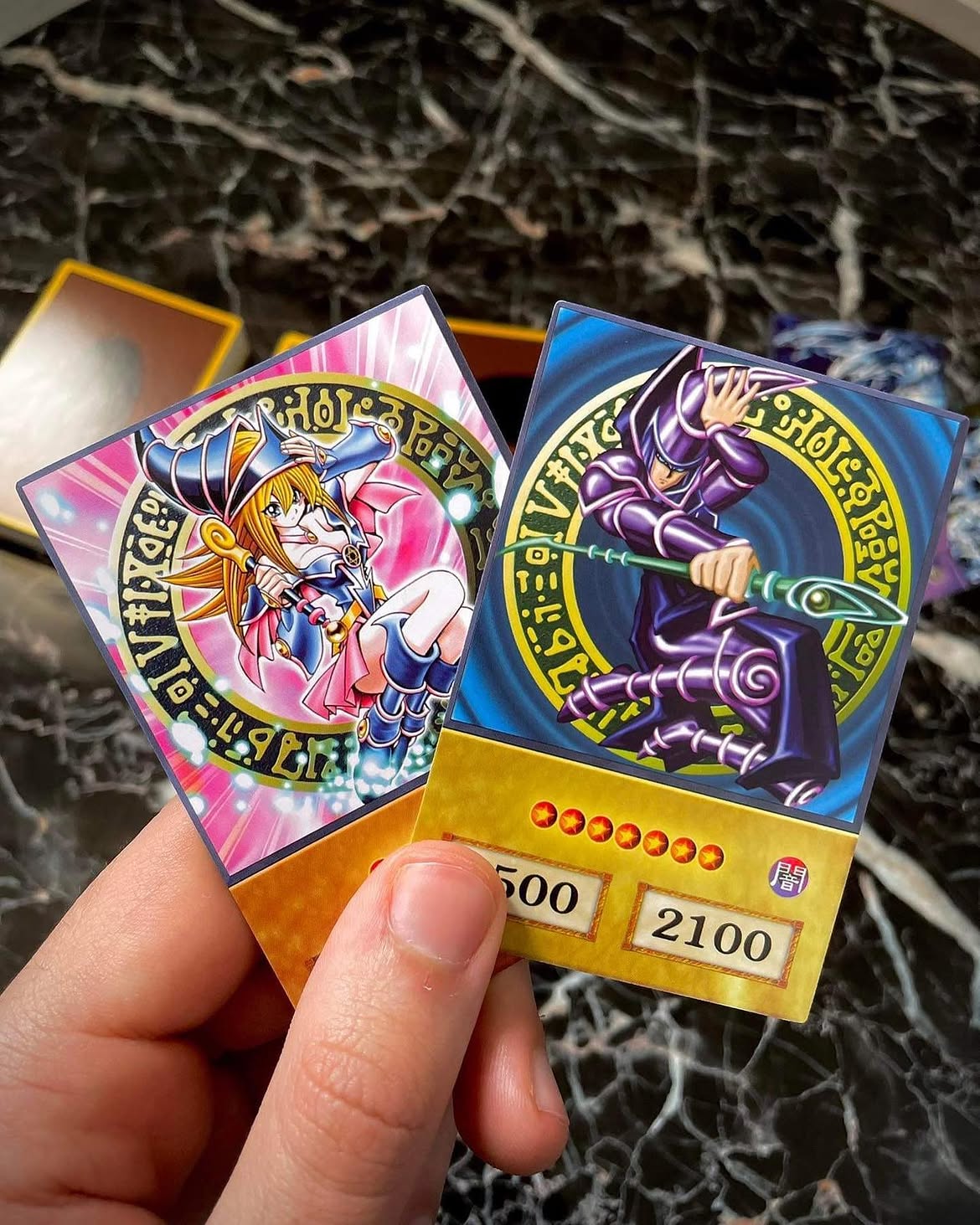 Deck Box Yu-Gi-Oh! Édition Collector « Le Roi des Jeux »