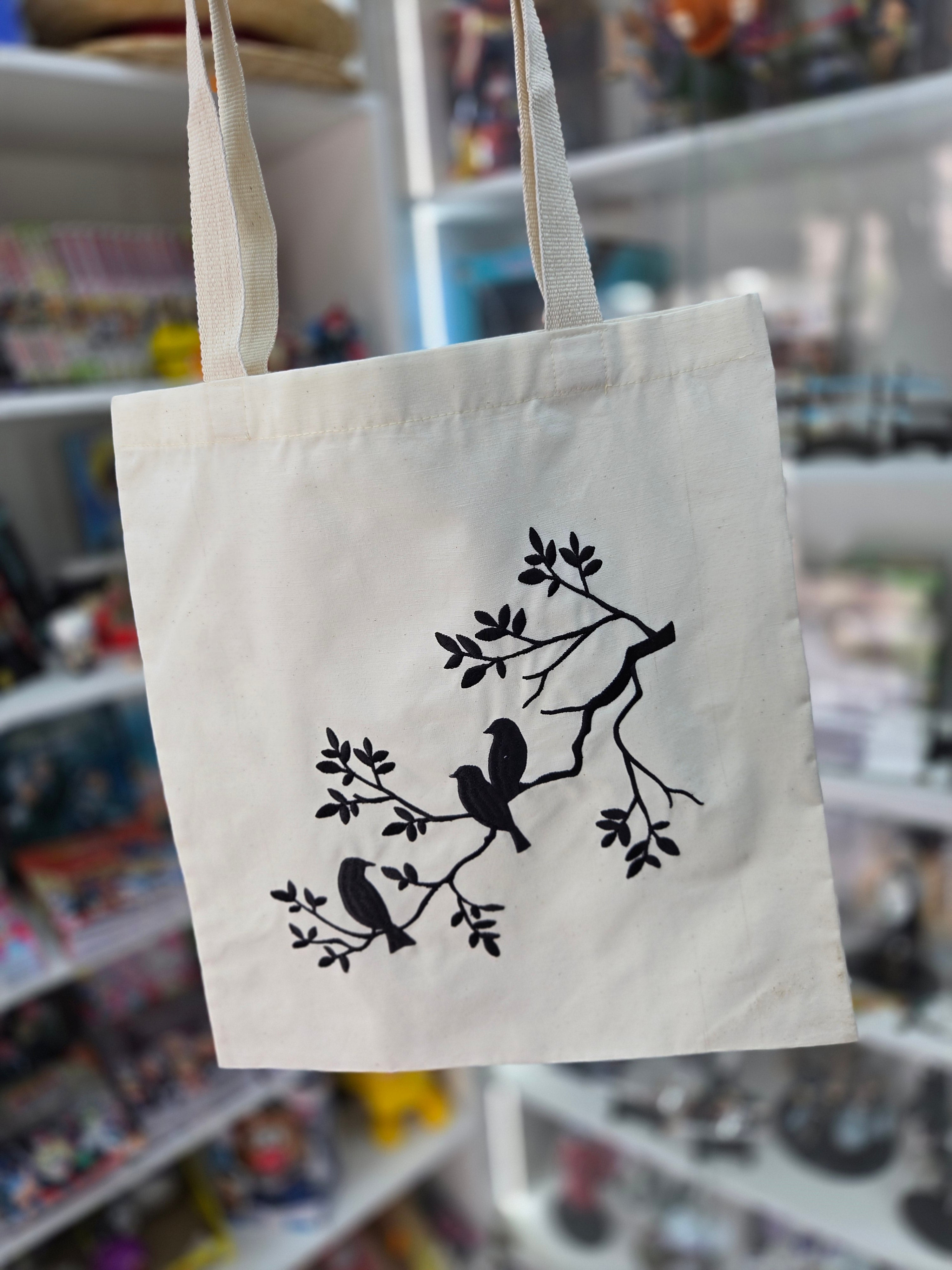 TOTE-BAG BIRDS