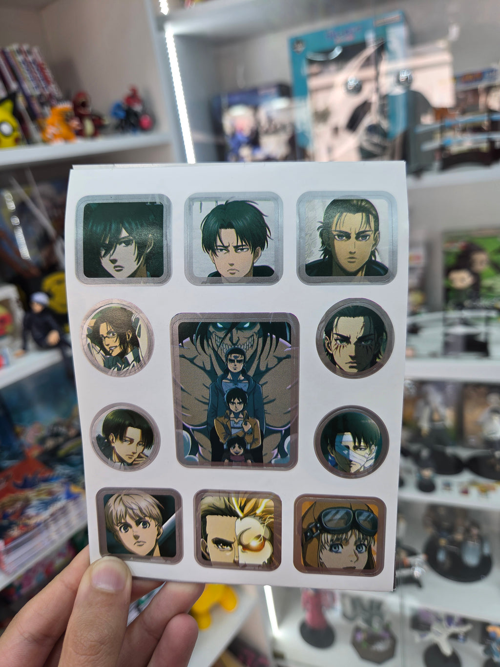 carnet stickers attack on titan  (46 pieces)